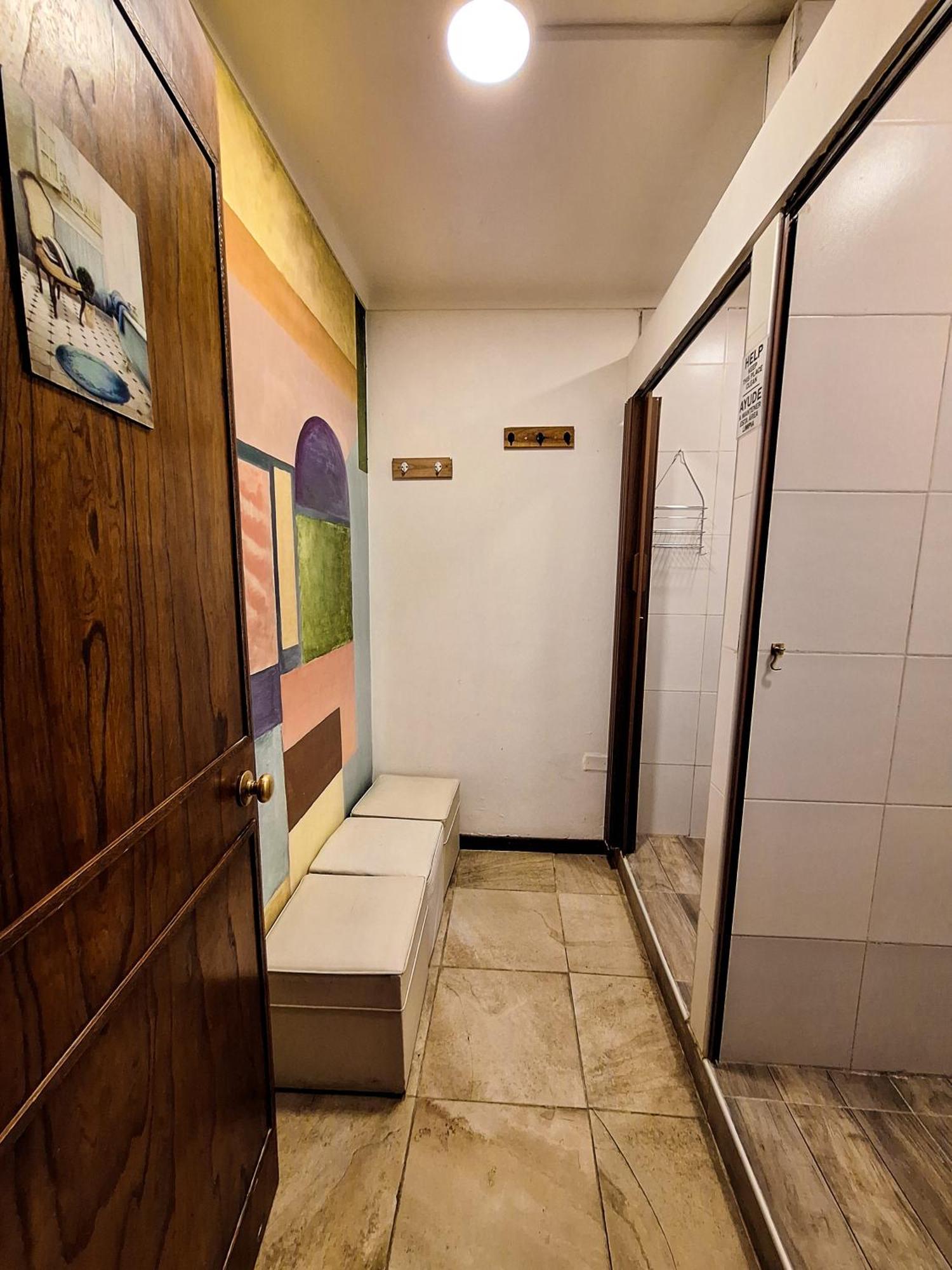 Fuxia House Hostel Mendoza Eksteriør bilde